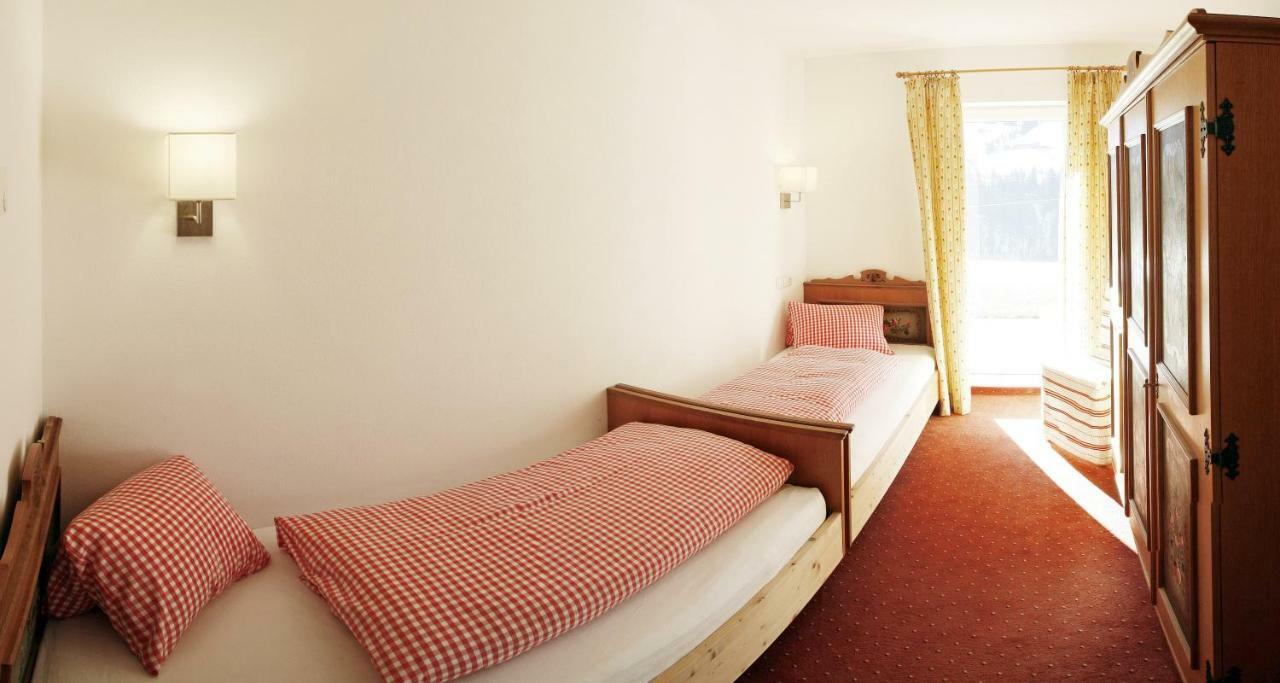 Haus Schmetterling Apartment อัลพ์บาค ภายนอก รูปภาพ